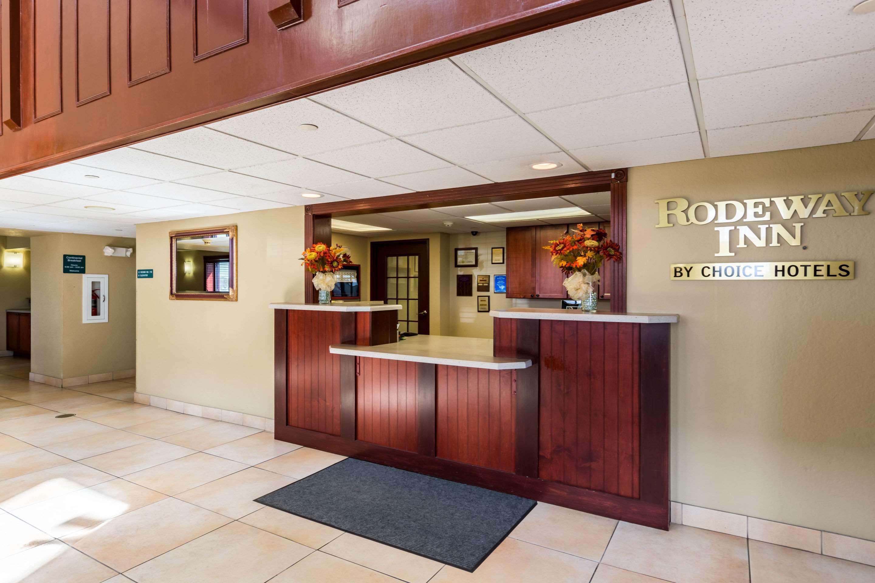 Rodeway Inn Норфолк Екстериор снимка