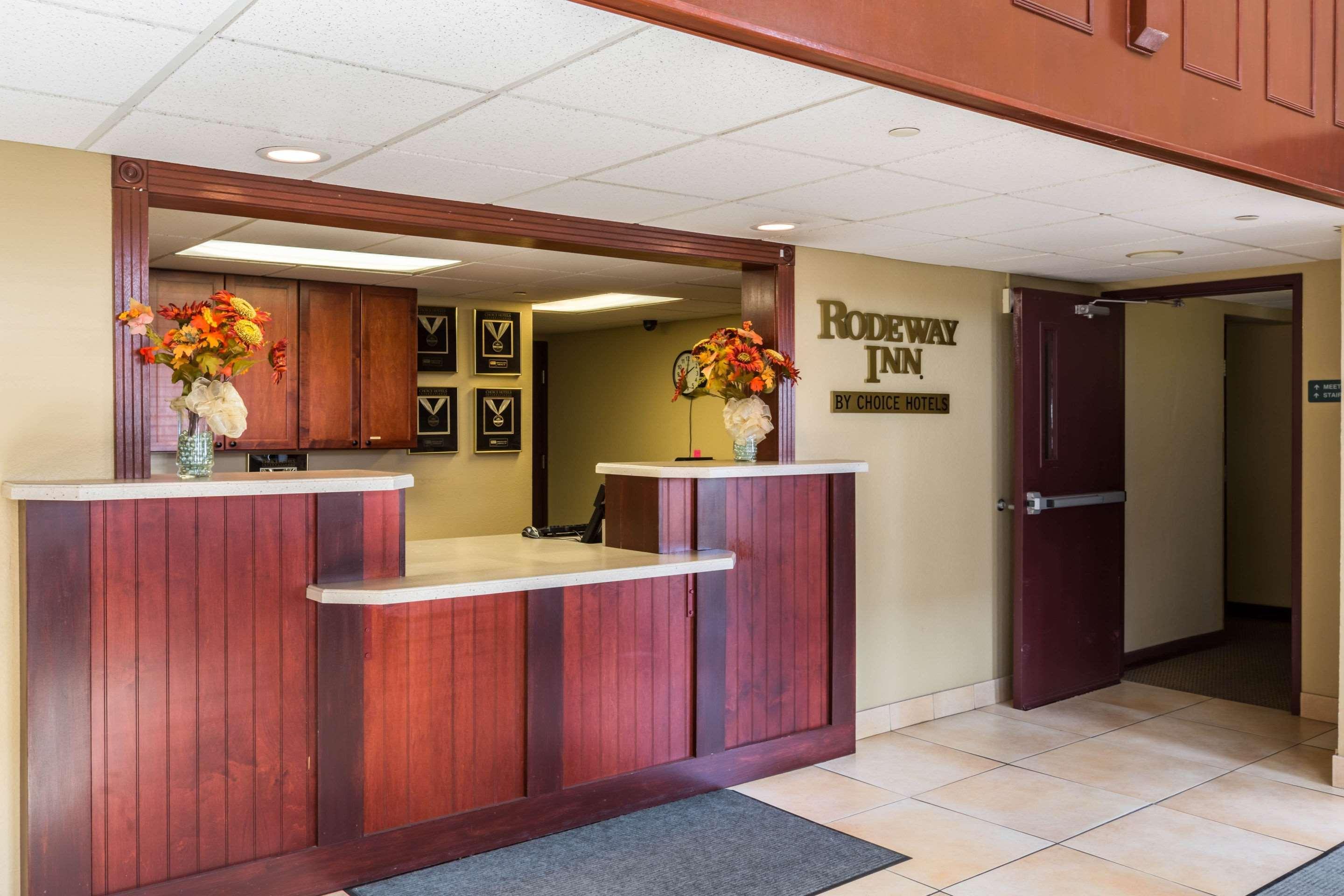 Rodeway Inn Норфолк Екстериор снимка