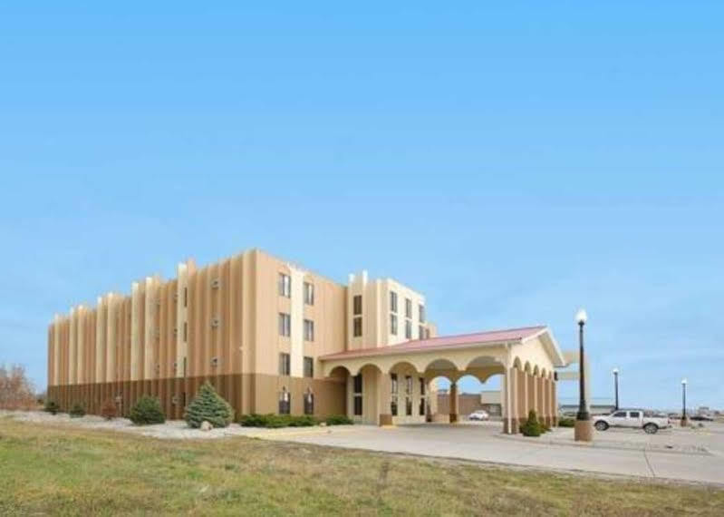 Rodeway Inn Норфолк Екстериор снимка